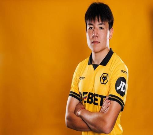 印尼超劲旅,豪取双冠,连战连捷,B体育,B体育,B,SPORTS,B体育官网